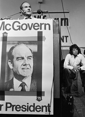 George McGovern, with Warren Beatty, before the 1972 California primary.