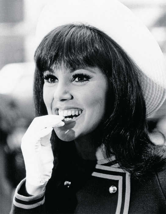 Marlo Thomas, star of the sitcom That Girl, which aired from 1966 to 1971.