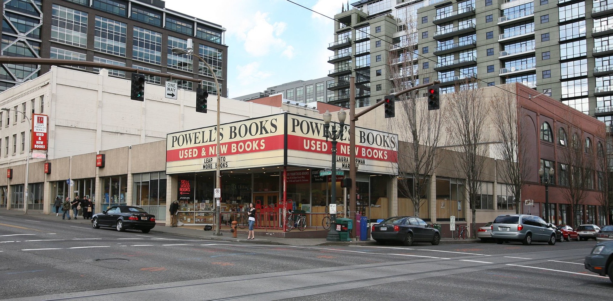 Powell’s Books. Photo: Wikicommons / Cacophony