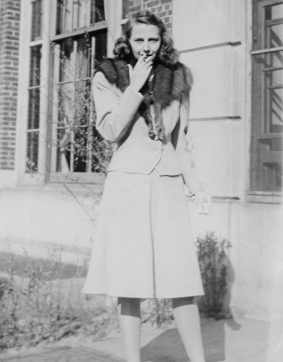 Elizabeth Hardwick, Columbia University, New York, 1945. Harry Ransom Center, The University of Texas at Austin