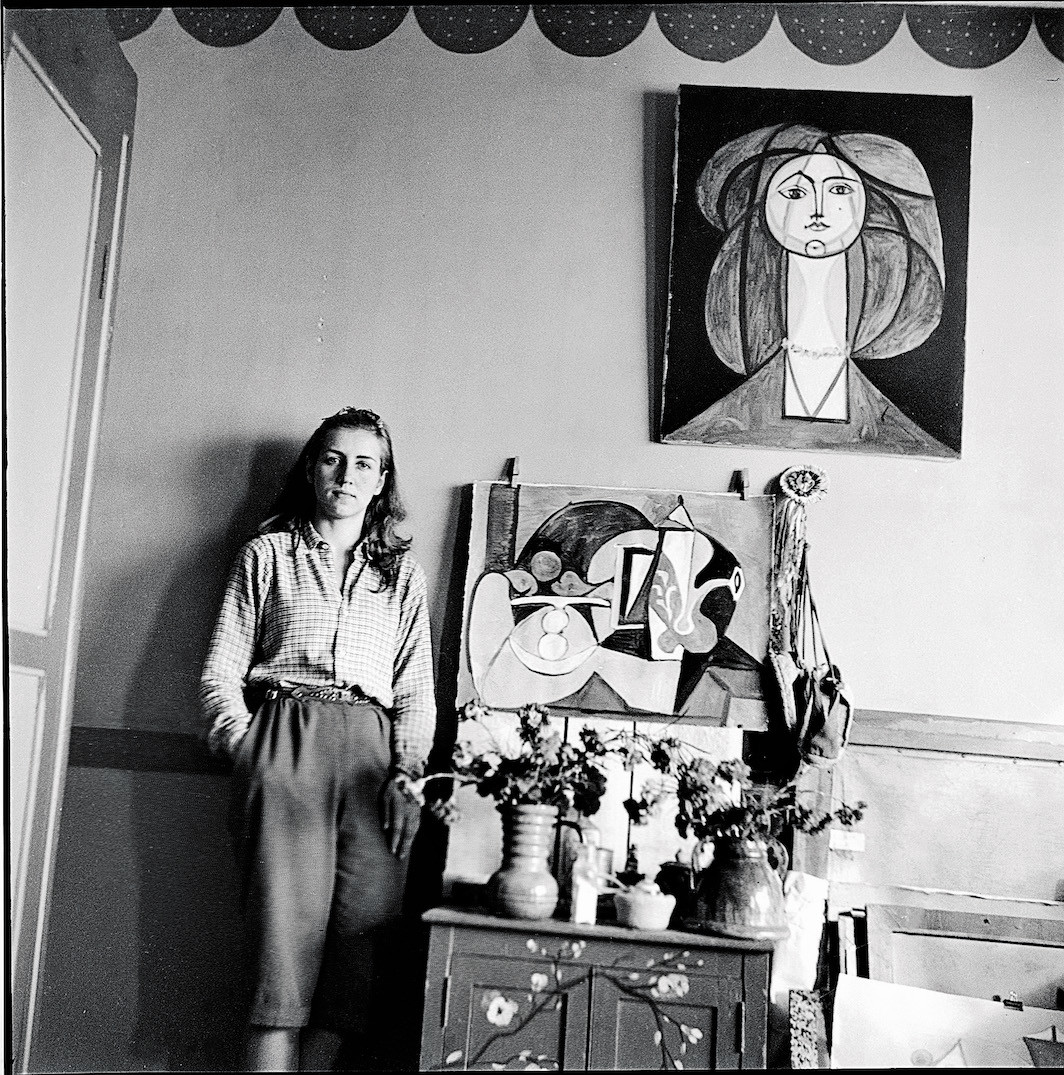 Françoise Gilot, Villa La Galloise, Vallauris, France, 1948. © Michel Sima Héritiers